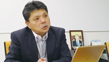 富岡 建氏を偲ぶ いまも生きる「ぱぴろじすと」