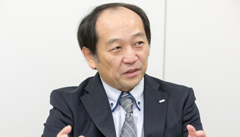エプソン販売、「スマートグラス+Web会議」でサービスパートナー企業向け研修を効率化