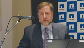 Azure/AWSと連携する ハイブリッドクラウド戦略を発表――ネットアップ
