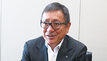 クロスキャット 「コラボレーションハブ」戦略で付加価値創造