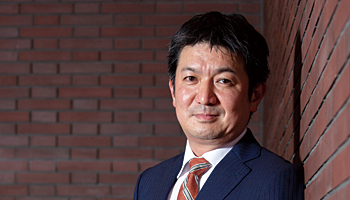 エイトレッド 代表取締役社長 岡本康広