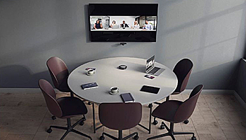 180°パノラマを実現、会議用ビデオカメラ「Jabra PanaCast」