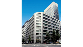 UiPath、期間限定のRPAとAIの連携ソリューション研究開発施設を開設