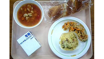 アイティフォー、「給食費管理システム」の9機能を強化