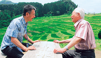 大塚商会の大塚實名誉会長が死去、中小企業のOA化、IT化に大きな貢献