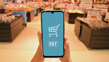 ビジネスマンにキャッシュレス決済は浸透しているか?