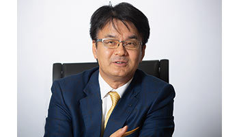 日本IBM　代表取締役社長執行役員　山口明夫