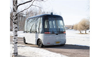 自動運転バスの開発へ、SBドライブがフィンランドのSensible 4と協業