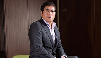 豆蔵ホールディングス 代表取締役会長兼社長 荻原紀男