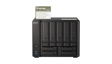 コンパクトで高性能な9ベイタワーQNAP NAS、フォースメディアが販売