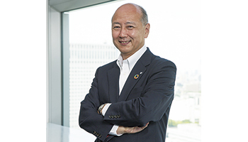 キヤノンマーケティングジャパン 代表取締役社長 足立正親