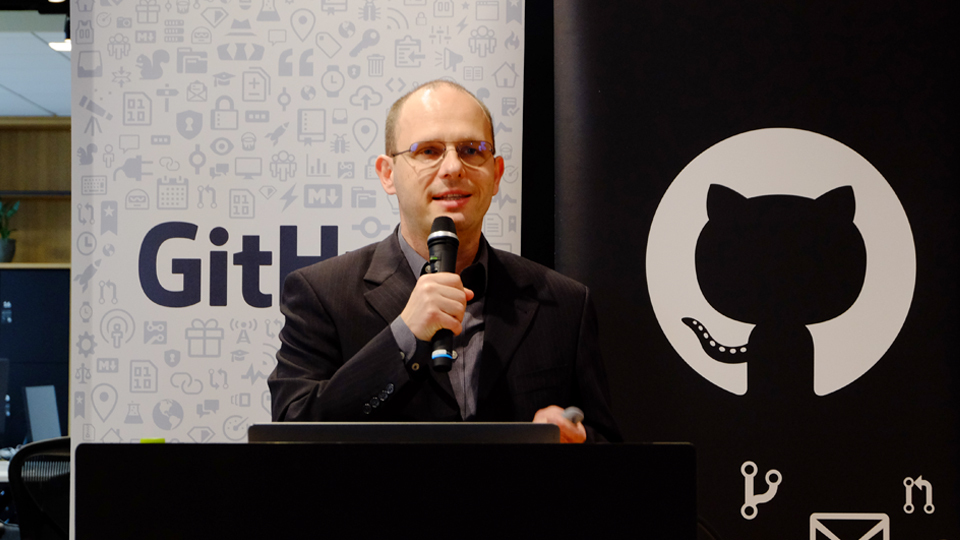 米GitHub、AIの積極活用で開発者を支援 4領域に投資