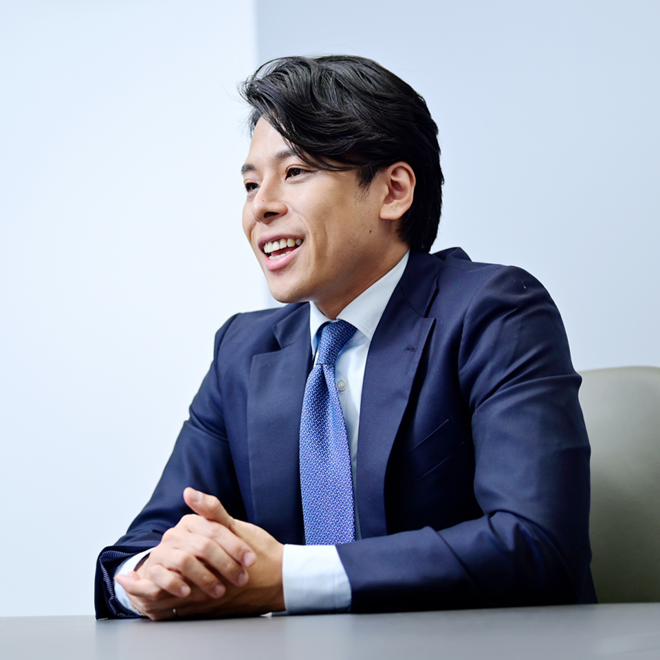 アバナード 代表取締役 鈴木淳一