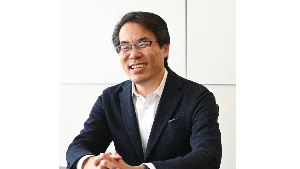 弥生 岡本浩一郎顧問(前代表取締役社長執行役員) 山を登り続けた15年 転換点に縁があった