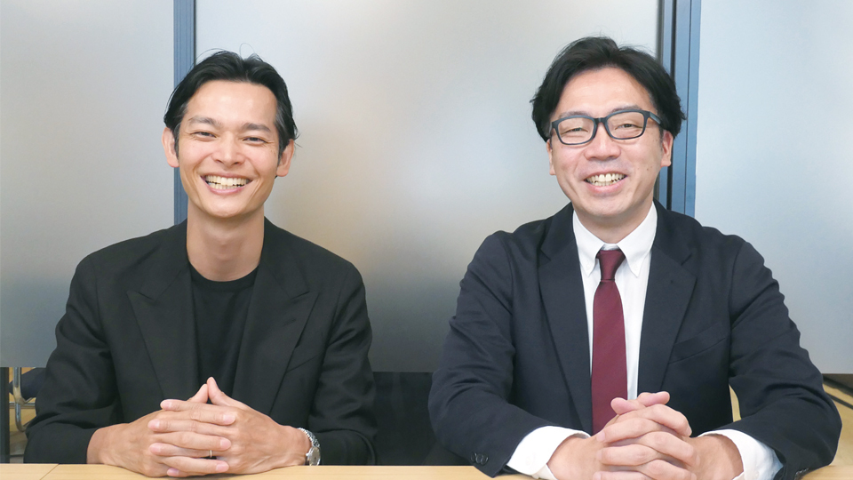フライウィール、KDDIの出資受け企業間データ連携を加速