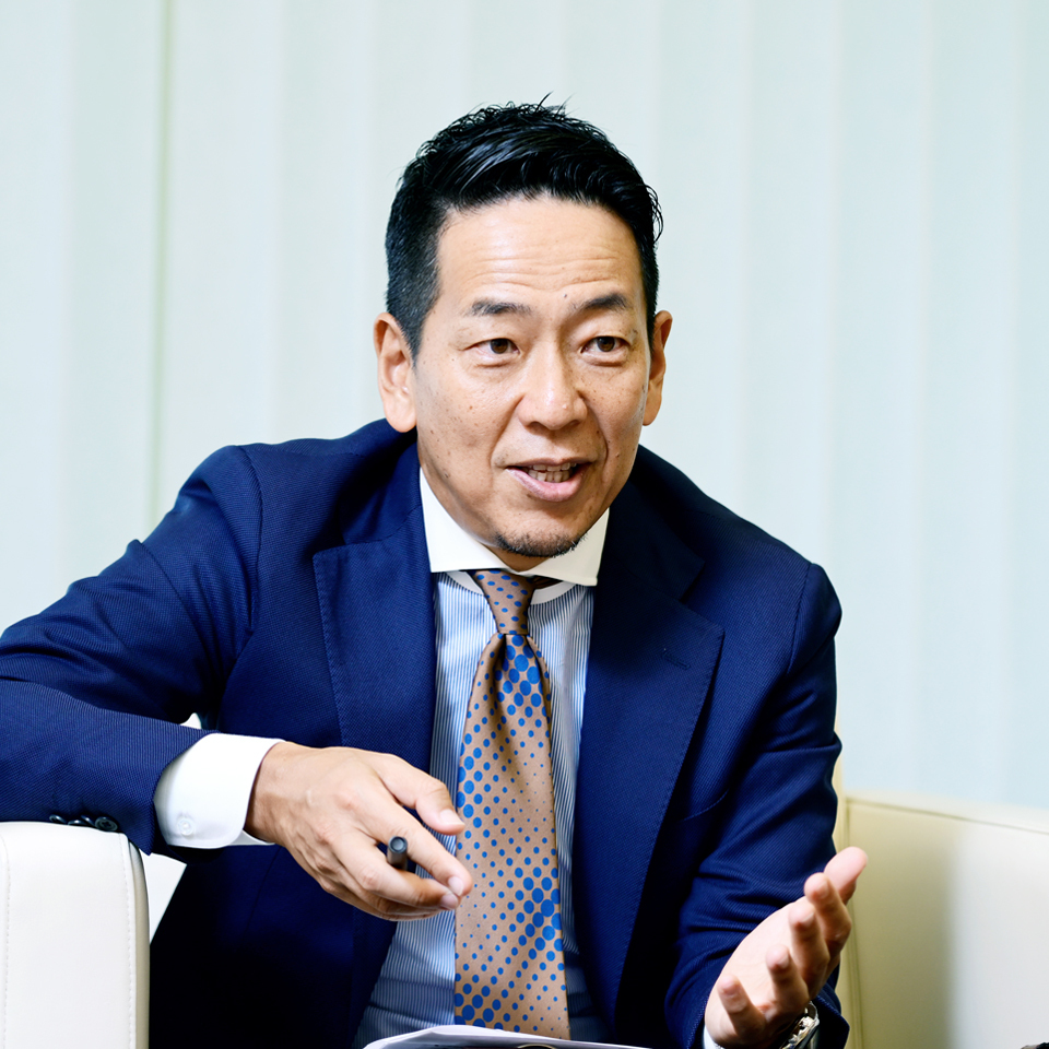 アビームコンサルティング　代表取締役社長　山田貴博