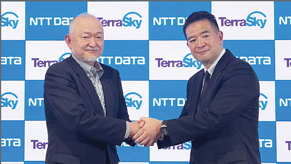 NTTデータとテラスカイ、資本業務提携でSalesforce事業を強化 認定資格の取得件数で国内トップへ