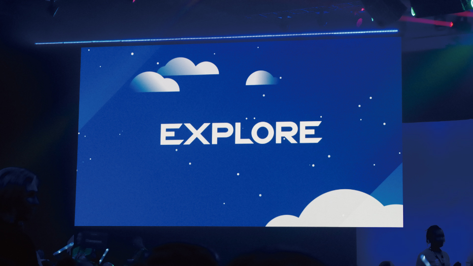 製品はプライベートクラウドに焦点 米Broadcomが「VMware」の年次イベントを開催