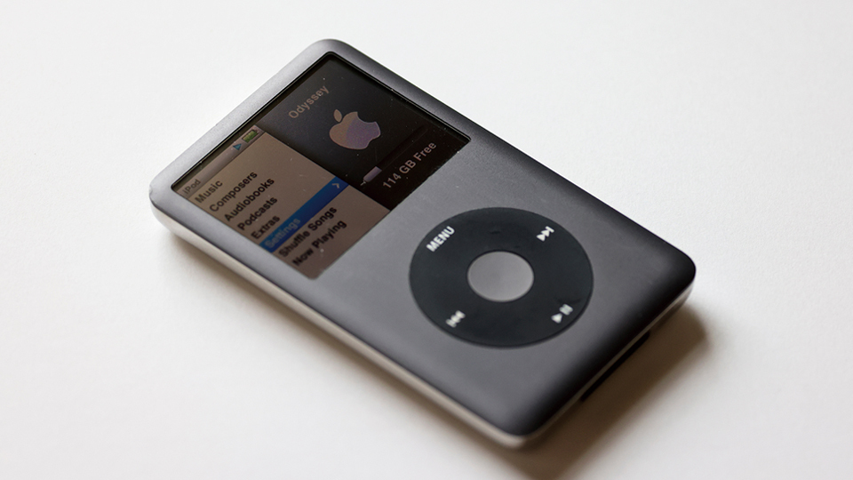 ＜今日は何の日＞10月23日「米Apple（アップル）が携帯音楽プレーヤーの「iPod」を発表。（2001年）」