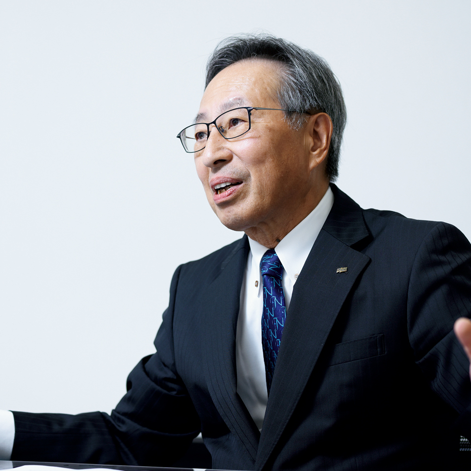 日興通信 代表取締役社長 鈴木範夫