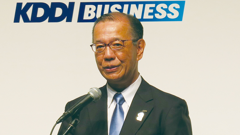 KDDI、PCと通信の一体提供サービスを開始 Dynabookが新製品発売、メーカーなど4社も採用