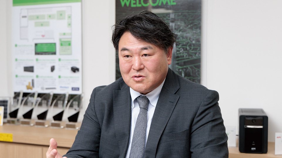 シュナイダーエレクトリック AIやDXで変遷するサーバー環境に最先端のインフラソリューションを UPSやPDU、冷却、インフラ管理まで幅広いラインアップが強み