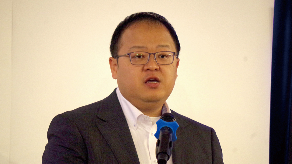 AWSジャパン、「生成AI実用化推進プログラム」で新コース パートナーと共同で戦略策定を支援