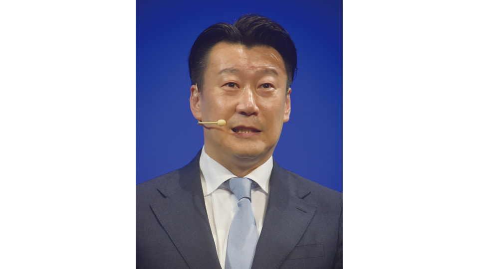 LINE WORKS、「紙」業務の効率化支援に進出　複数製品を組み合わせ企業のデジタル化を推進