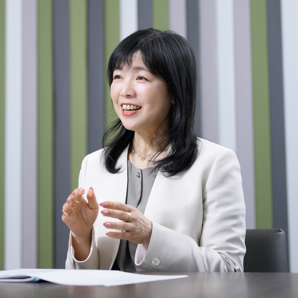 野村総合研究所　代表取締役社長　柳澤花芽