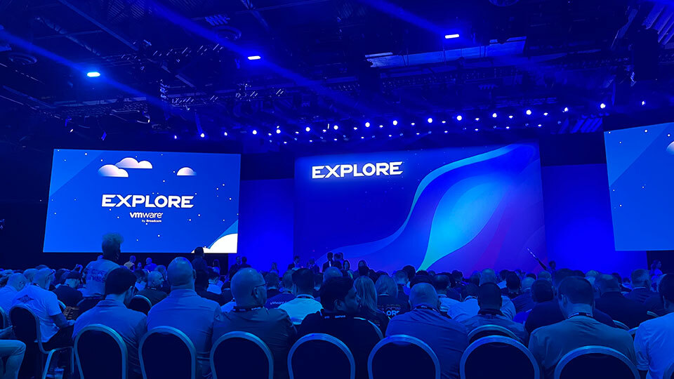 米Broadcomが「VMware」の年次イベント開催、「VCF」のAI基盤化を推進