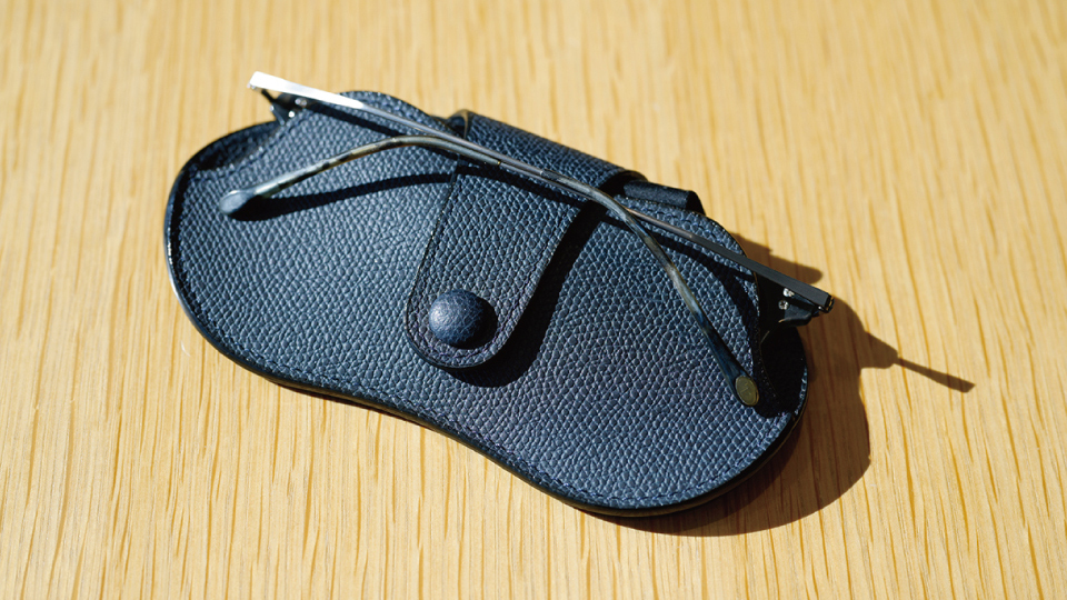 ヴイエムウェア・山内 光カントリーマネージャーの愛用ツール　＜眼鏡ケース＞