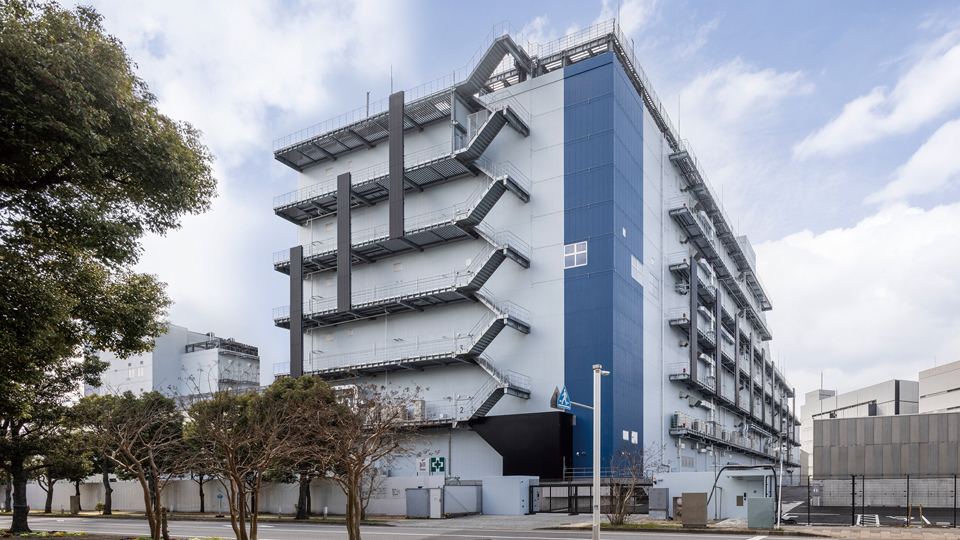 MCデジタル・リアルティ、新データセンターと検証施設を開業　拡大するAIインフラ需要に対応