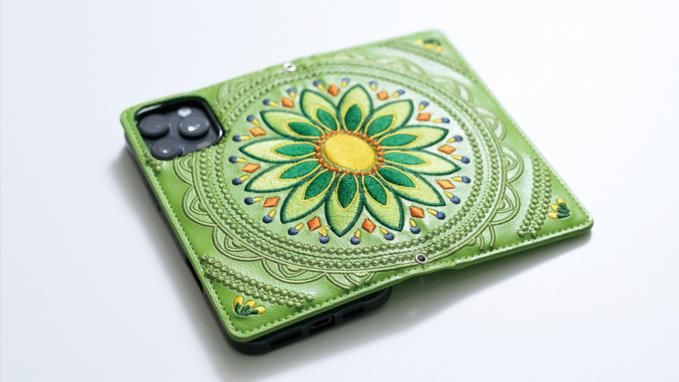 コヒシティジャパン・田中良幸代表執行役員社長の愛用ツール　＜スマホカバー＞