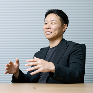 新井智也
