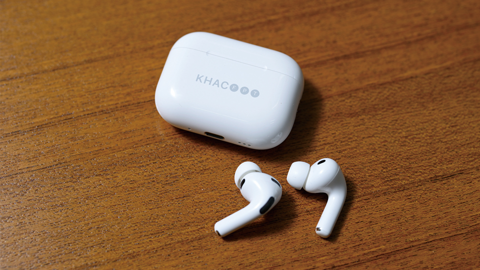 FPTジャパンホールディングス・ド・ヴァン・カック代表取締役社長の愛用ツール　＜「AirPods」＞