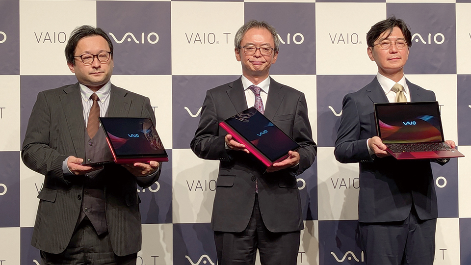 VAIO、フリップ機構で形態変化するPCを発売　ノジマの発案で商品化