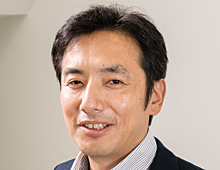 先輩の後ろ姿に学ぶ