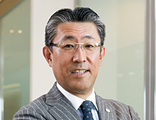 平井 康文