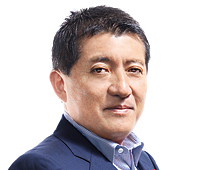 平井 たくや