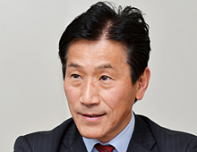平山 輝
