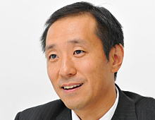 郡 信一郎