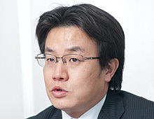 大越 大造