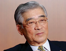 経営統合で5000億円目指す 産業発展には再編避けて通れず