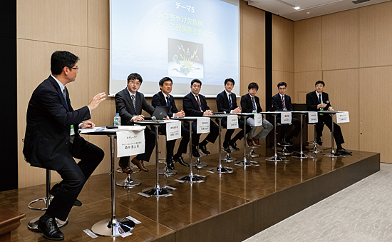 本多編集長が今 いちばん気になる クラウド移行ソリューション 連載 第7回 徹底分析 ネットワールドは開拓者だ Azure移行セミナーを開催 日本マイクロソフトとベンダー6社がノウハウを解説 週刊bcn