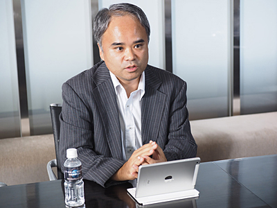 ジェイズ・コミュニケーション 小峯一郎グループマネージャ